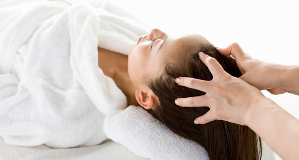 Kopfmassage - Warum sie wichtig ist und wie man sie durchführt
