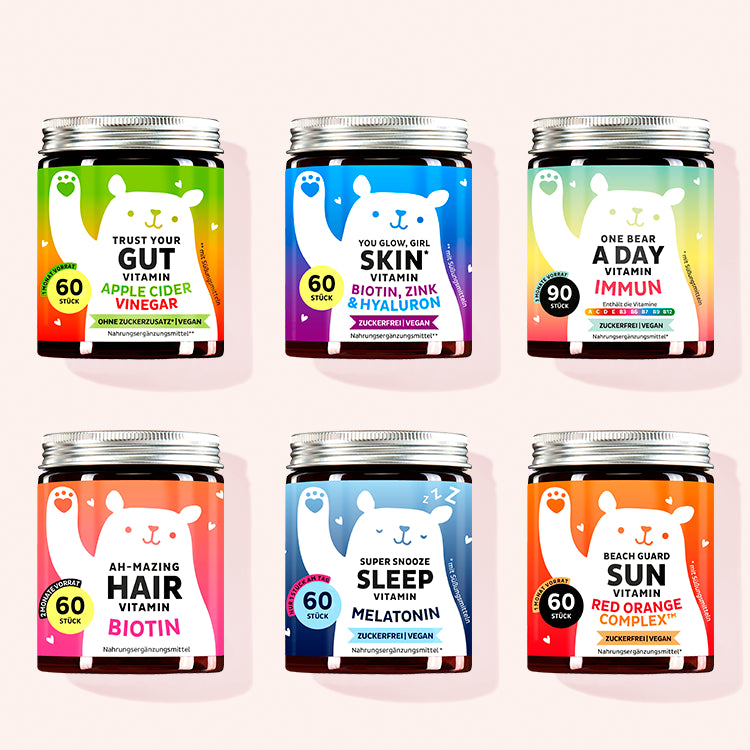 6er Bundle Vegan Allround Starter-Kit von Bears with Benefits bestehend aus den One Bear A Day mit Multivitaminen, Ah-Mazing Hair Vitaminen mit Biotin, Super Snooze Sleep Vitaminen mit Melatonin, Trust Your Gut Vitaminen mit Apfelessig, You Glow, Girl Skin mit Hyaluron und den Beach Guard Sun Vitaminen mit Red Orange Complex.