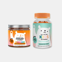 Bild eines Bundles aus zwei Produkten von Bears with Benefits: „One Bear a Day Immune* Vitamin“ (45 Stück, zuckerfrei, vegetarisch) und „All-in-One Kids Vitamin Multivitamin“ (45 Stück, zuckerfrei, vegan).