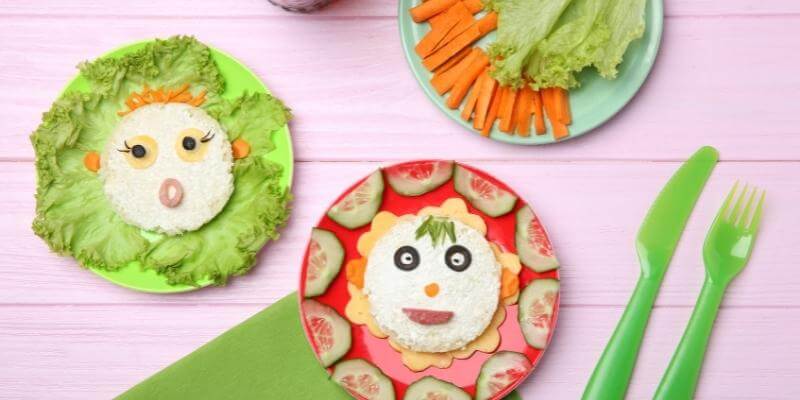 Lebensmittel mit wichtigen Vitaminen für Kinder